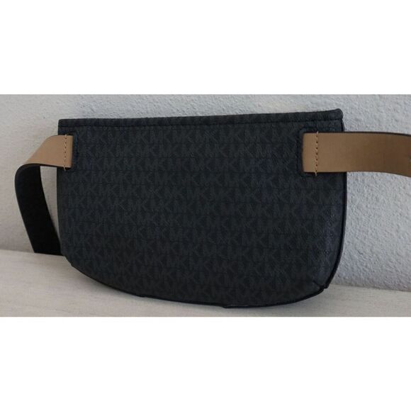 Michael Kors 556137C 006 Sz L/XL Black Signature MK Allover Print Belt Bag $88 - Picture 2 of 4